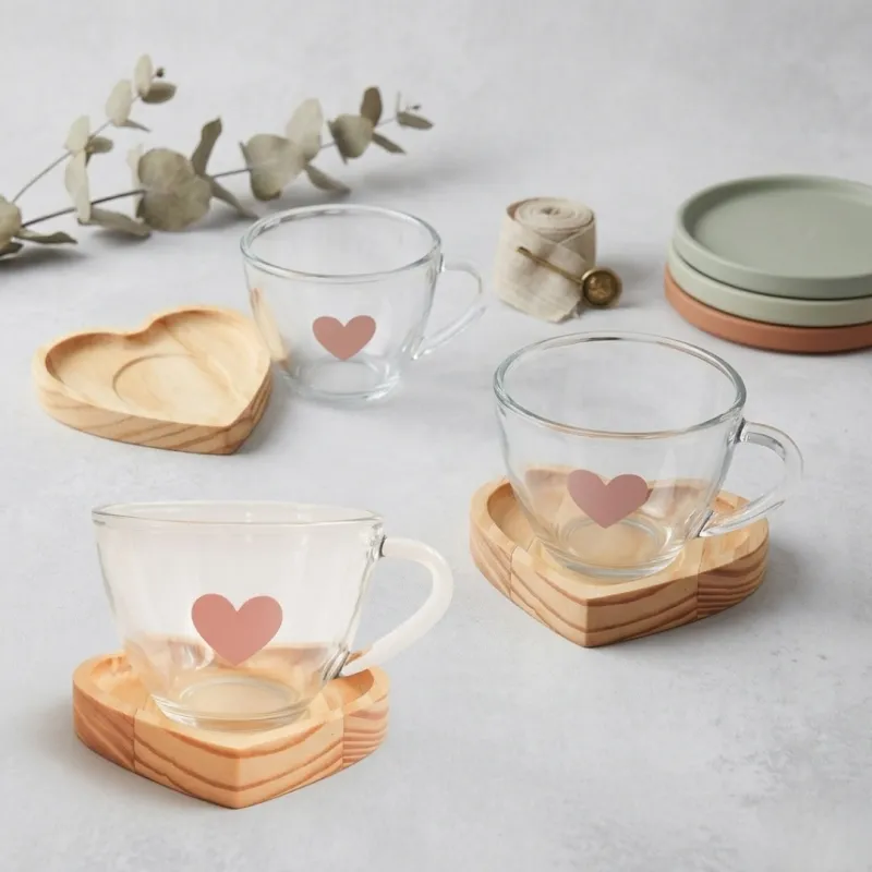 Xícaras com Pires de Coração