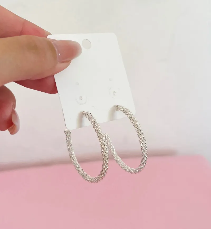 Argola Diamantada M ✨